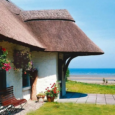 Holiday Homes Bettystown Eir04046 Fye Holiday home Louth